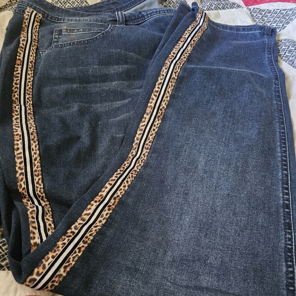 Womens Jeans